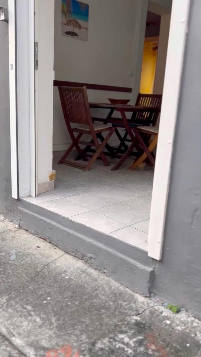 Le Cocon De Lollita Apartment Sainte-Anne  Bagian luar foto